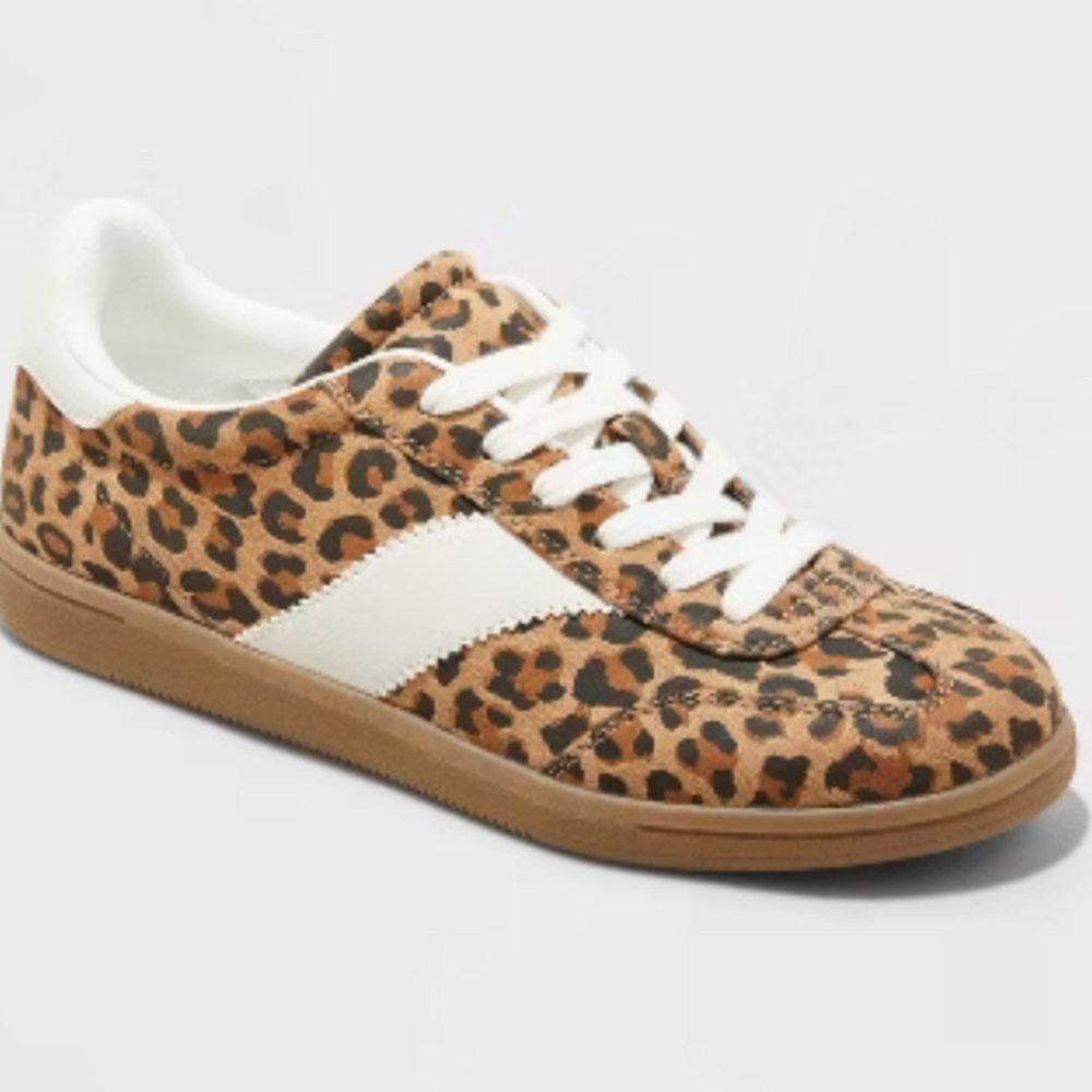 Universal Thread Brown Leopard Print Sneakers